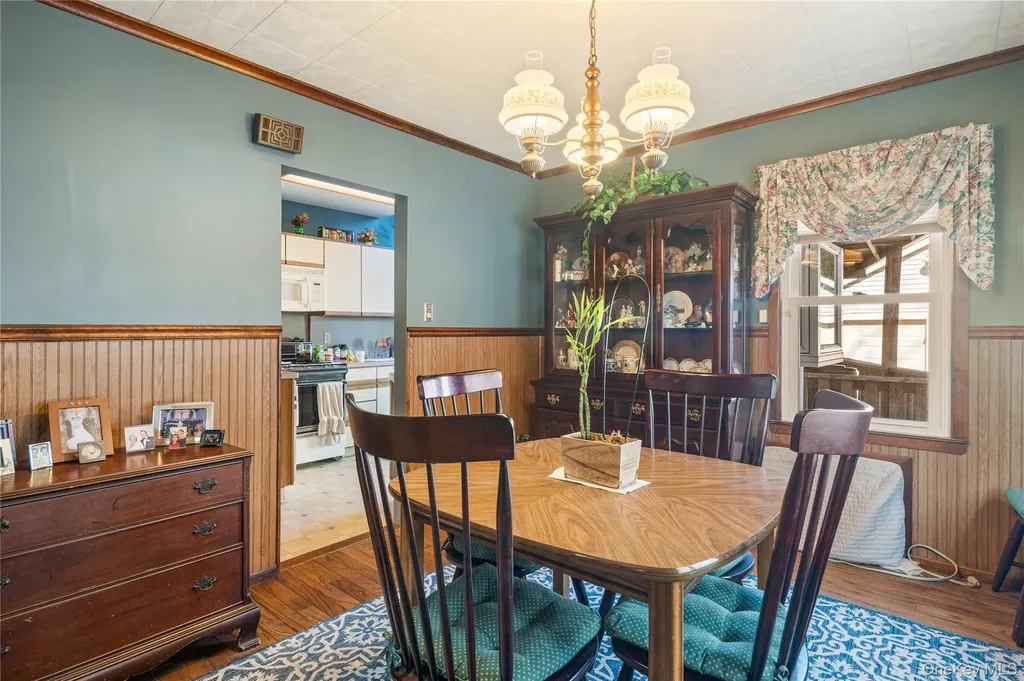 8131 164th Place Jamaica NY 11432