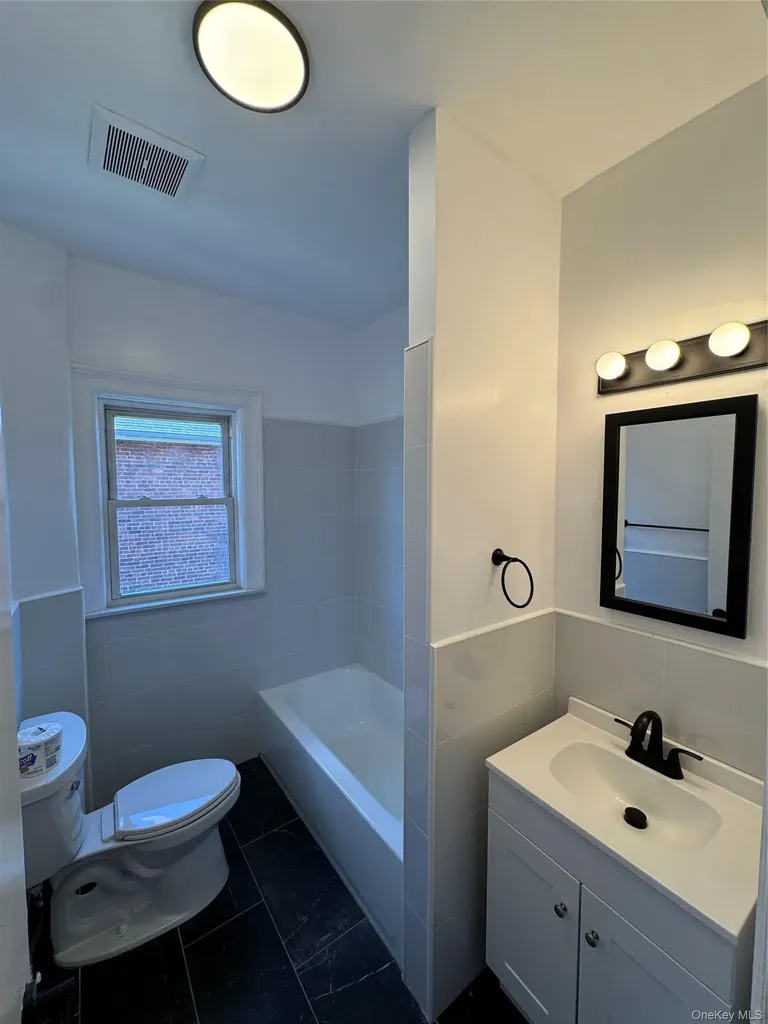 578 E 3rd Street Mount Vernon NY 10553