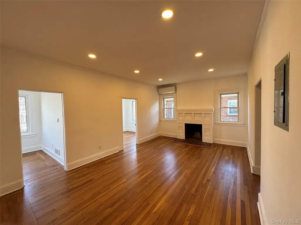 578 E 3rd Street Mount Vernon NY 10553