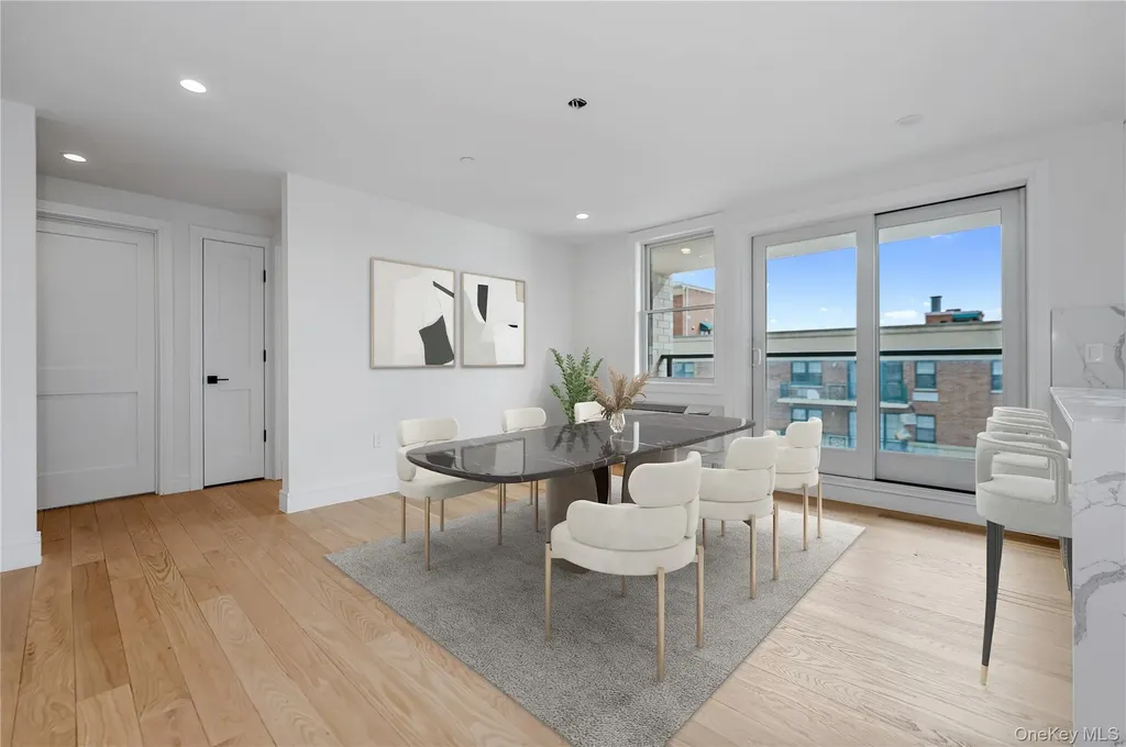 50 W Broadway Long Beach NY 11561