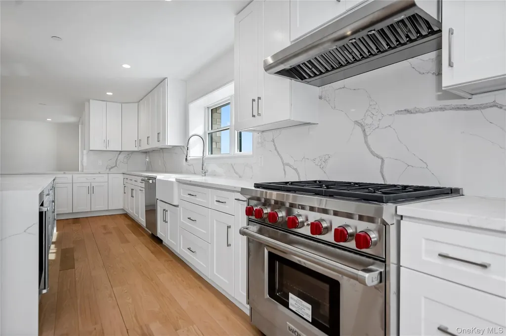 50 W Broadway Long Beach NY 11561