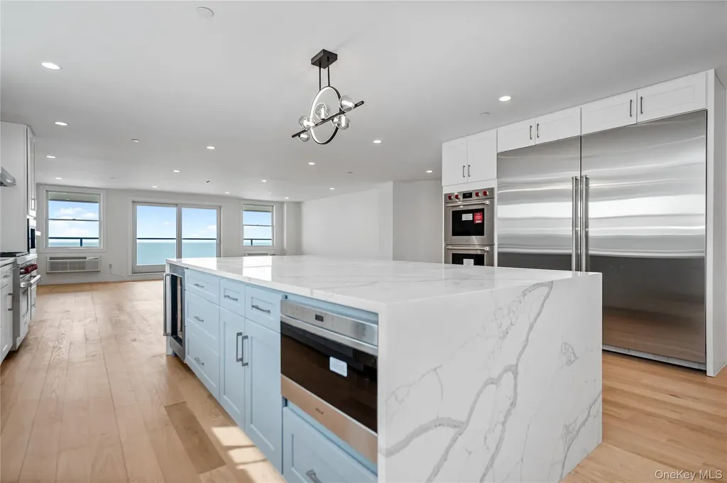 50 W Broadway Long Beach NY 11561
