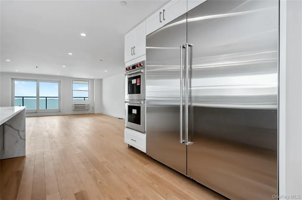 50 W Broadway Long Beach NY 11561