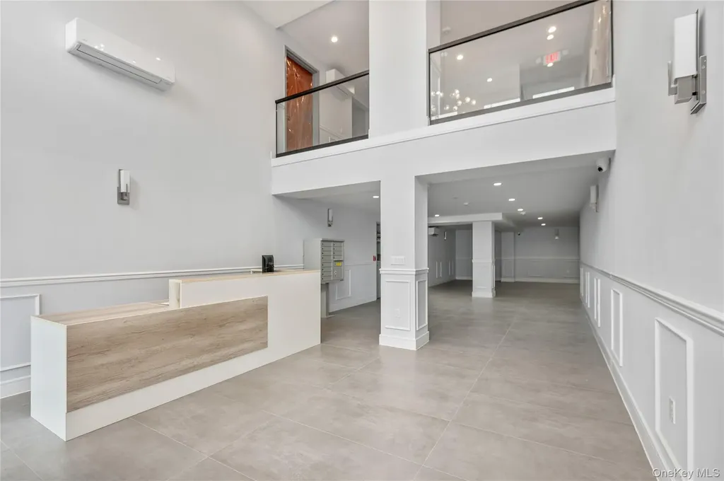 50 W Broadway Long Beach NY 11561