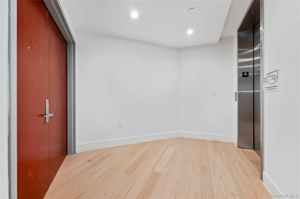 50 W Broadway Long Beach NY 11561