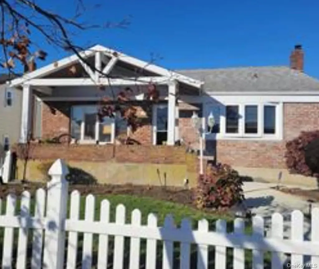 68 Howard Avenue Freeport NY 11520