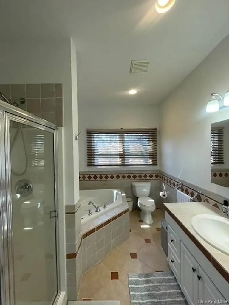 35 Maple Street Westhampton Beach NY 11978