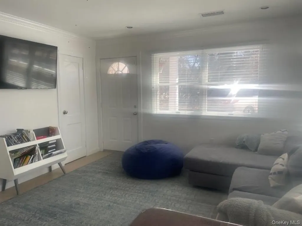 35 Maple Street Westhampton Beach NY 11978