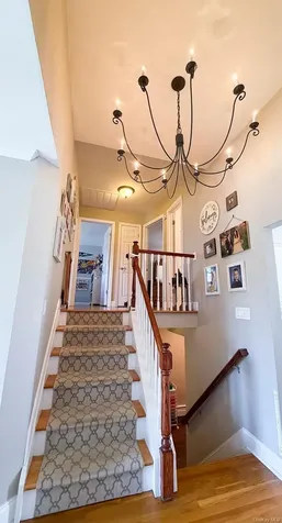 1525 Pea Pond Road Bellmore NY 11710