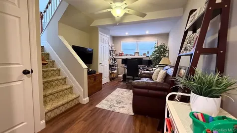 1525 Pea Pond Road Bellmore NY 11710