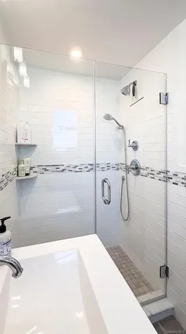1525 Pea Pond Road Bellmore NY 11710