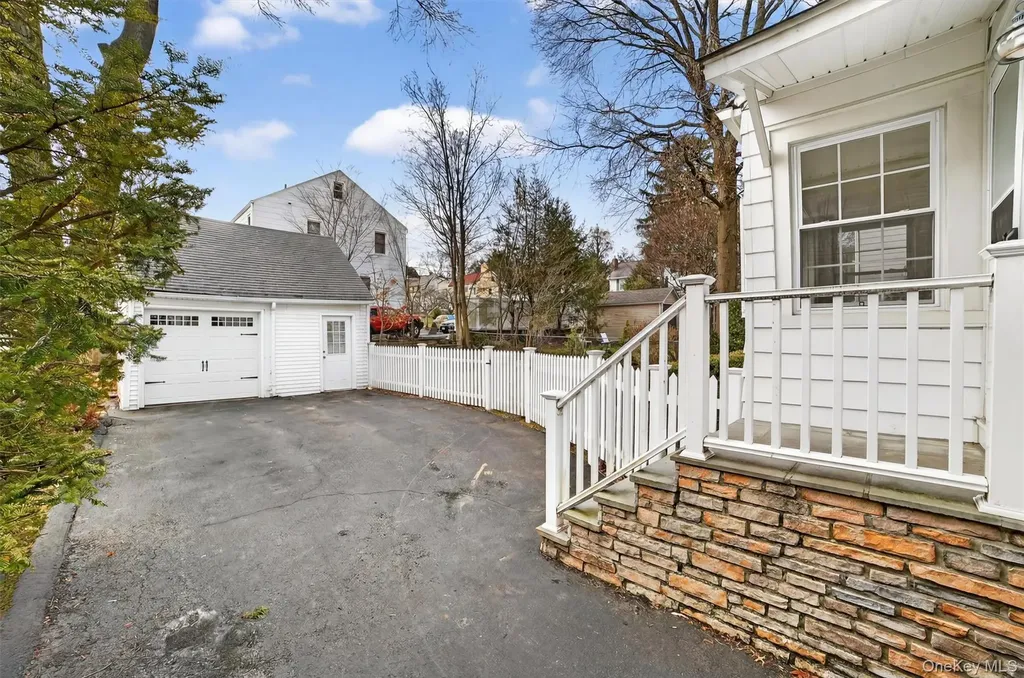 43 Archer Avenue White Plains NY 10603