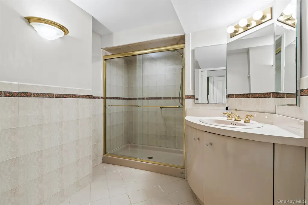 112 Woodlands Road Harrison NY 10528