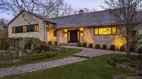 112 Woodlands Road Harrison NY 10528