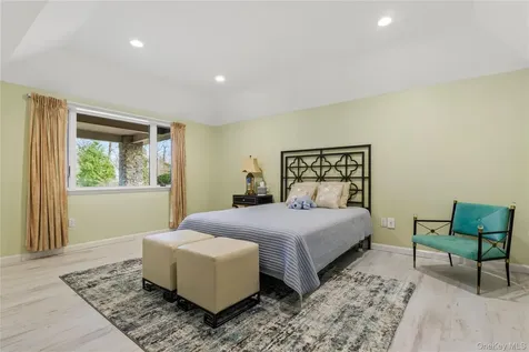 112 Woodlands Road Harrison NY 10528