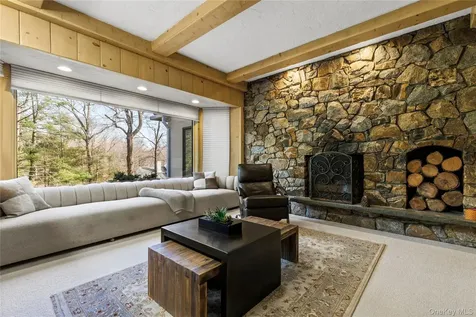 112 Woodlands Road Harrison NY 10528