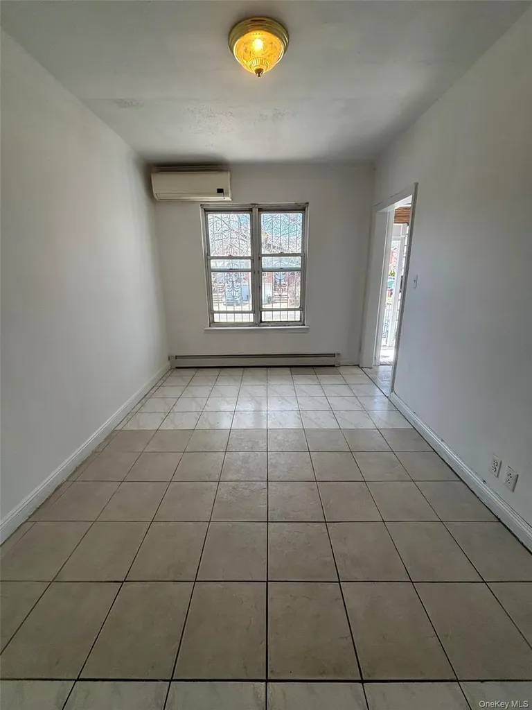 60-03 146th Street Flushing NY 11355