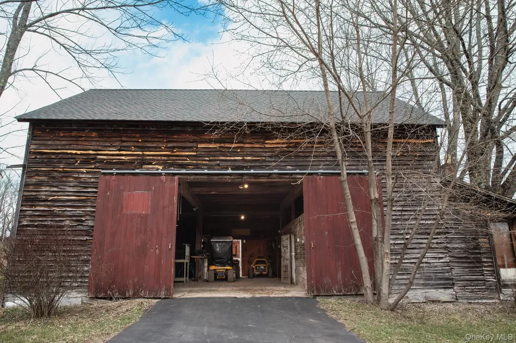 19 Tomel Road Cochecton NY 12726