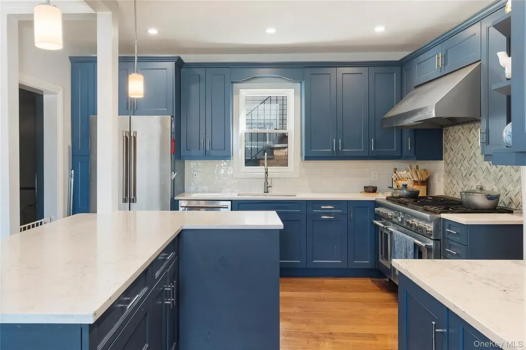 7526 166th Street Fresh Meadows NY 11366