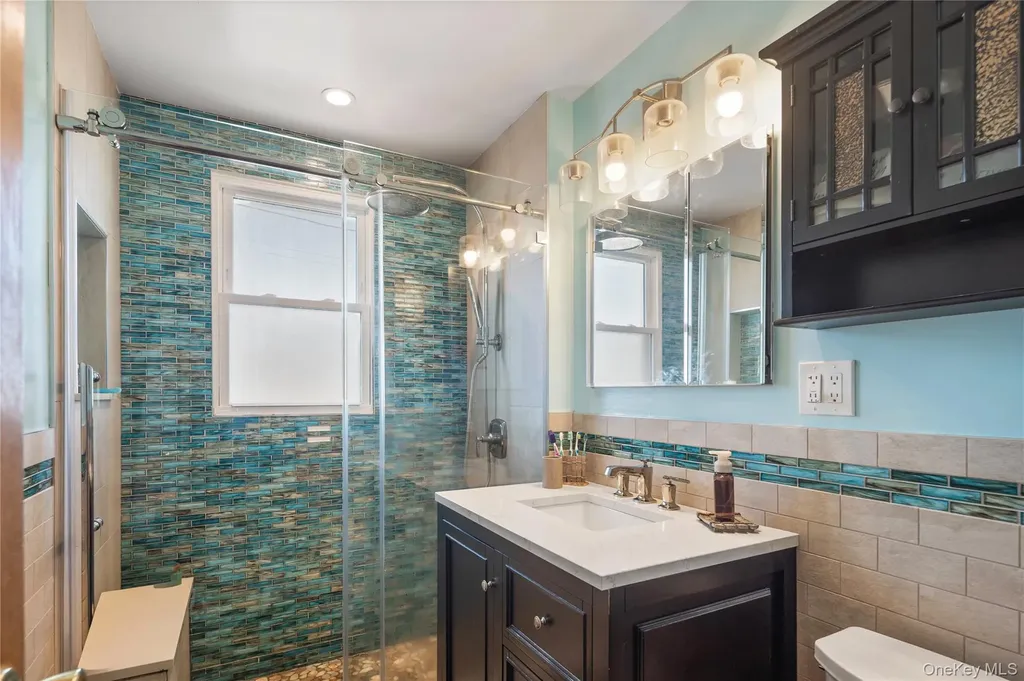 7526 166th Street Fresh Meadows NY 11366