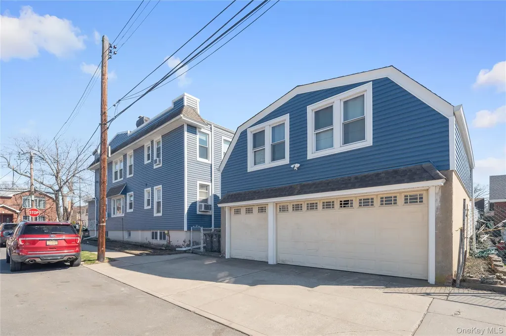 7526 166th Street Fresh Meadows NY 11366