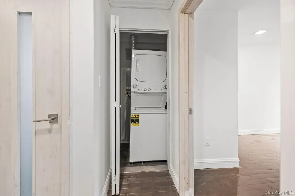 4828 Barnes Avenue Bronx NY 10470
