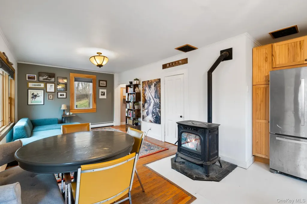 4721 State Route 9g Germantown NY 12526