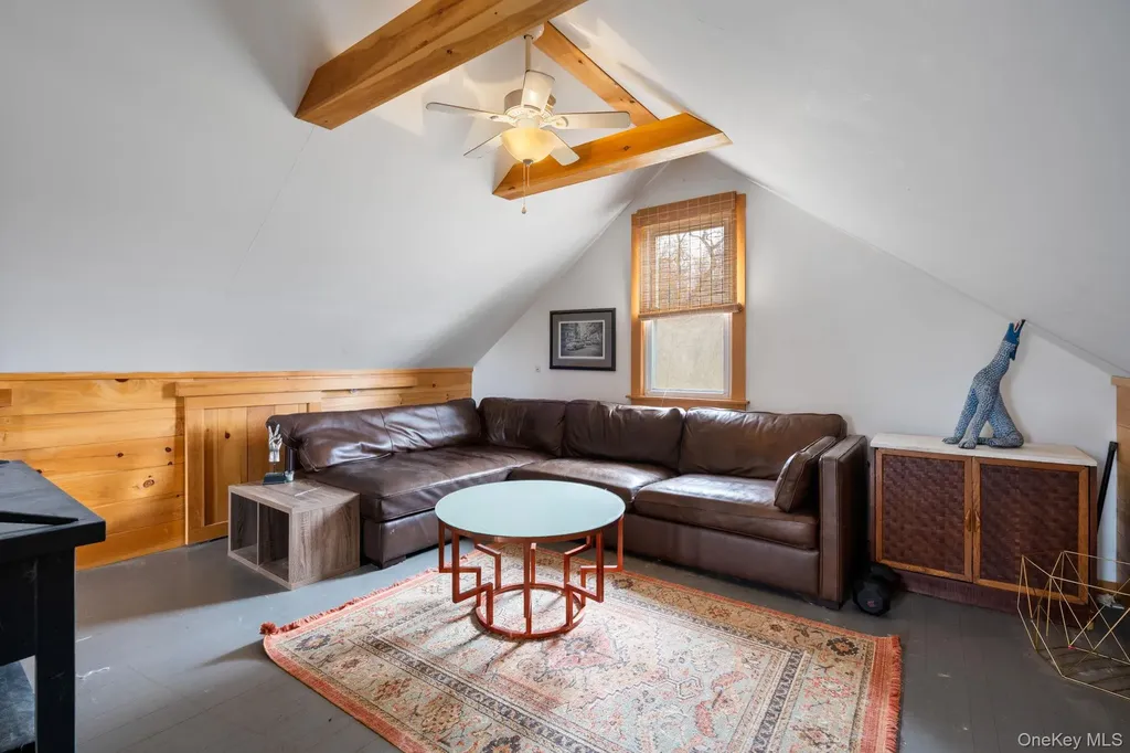 4721 State Route 9g Germantown NY 12526