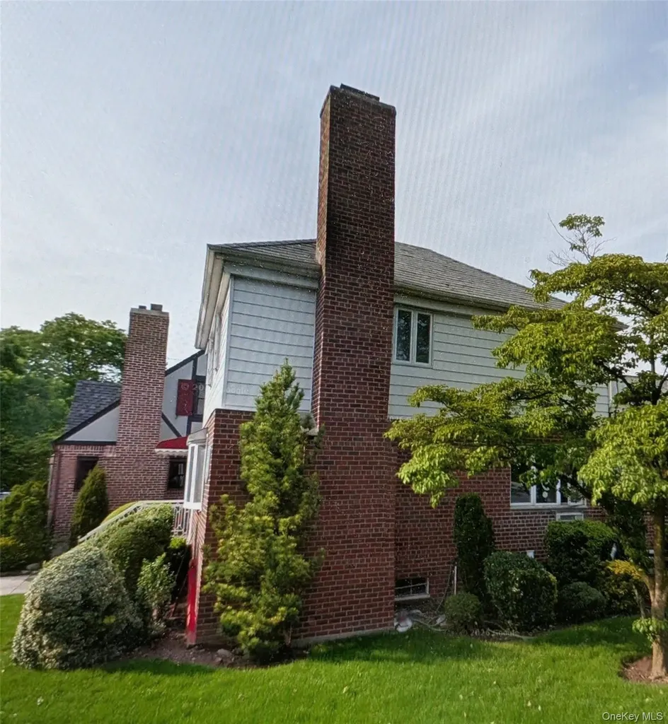 178-05 69th Avenue Fresh Meadows NY 11365