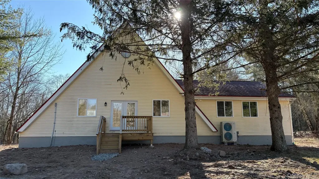 107 Pinewood Road Cochecton NY 12726