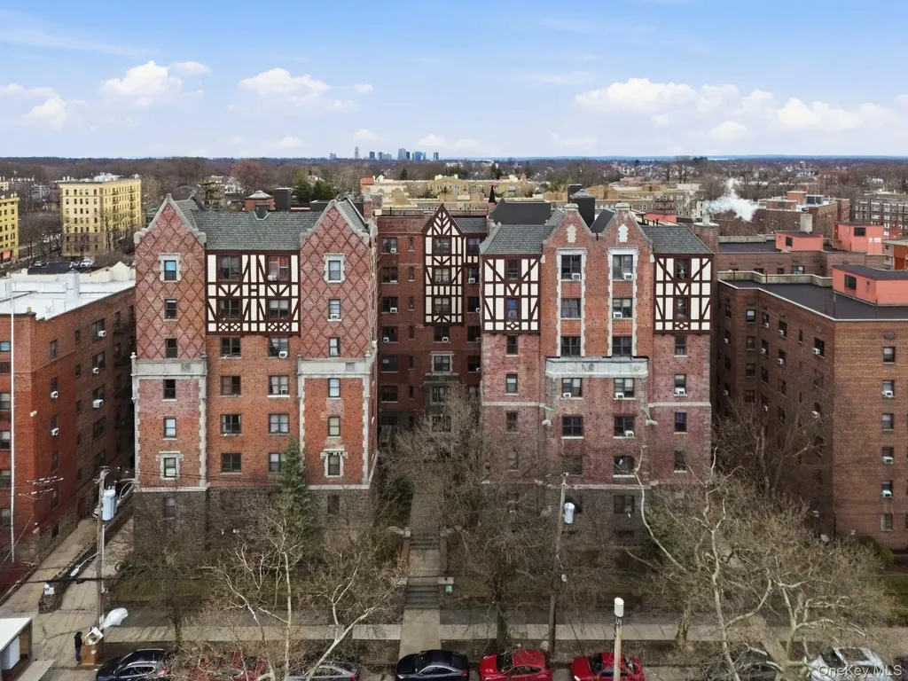 651 N Terrace Avenue Mount Vernon NY 10552