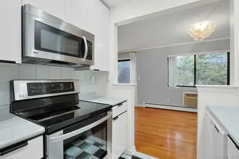 555 Central Park Avenue Scarsdale NY 10583