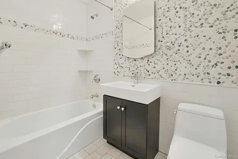 555 Central Park Avenue Scarsdale NY 10583