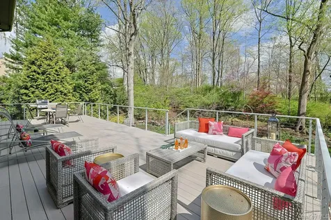 171 Griffen Avenue Scarsdale NY 10583