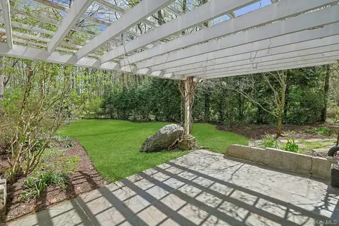 171 Griffen Avenue Scarsdale NY 10583