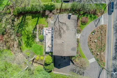 171 Griffen Avenue Scarsdale NY 10583