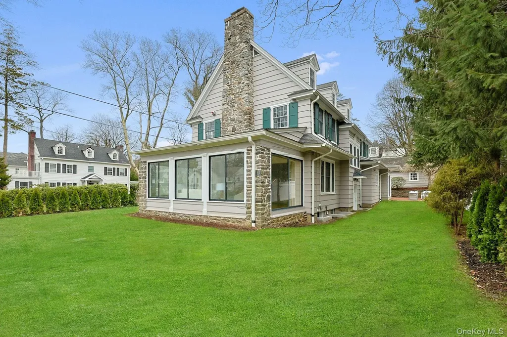 92 Walworth Avenue Scarsdale NY 10583
