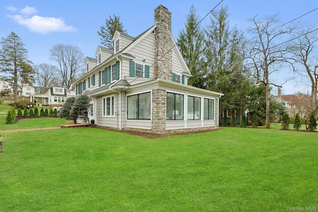 92 Walworth Avenue Scarsdale NY 10583