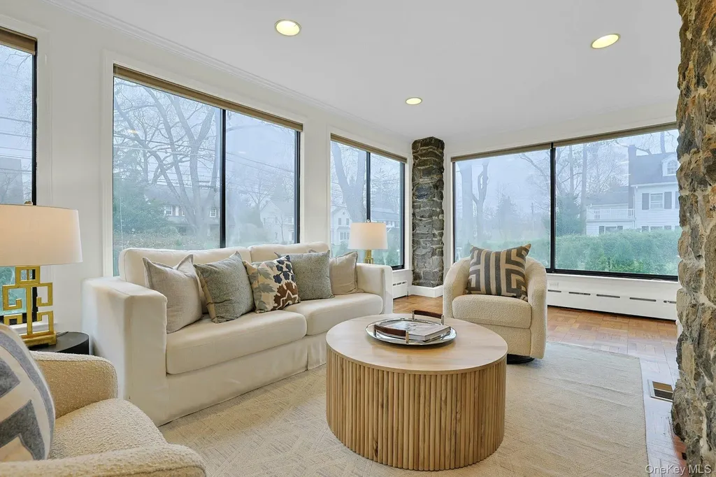 92 Walworth Avenue Scarsdale NY 10583