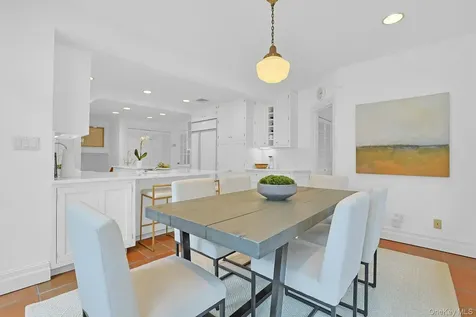 92 Walworth Avenue Scarsdale NY 10583