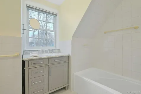 92 Walworth Avenue Scarsdale NY 10583