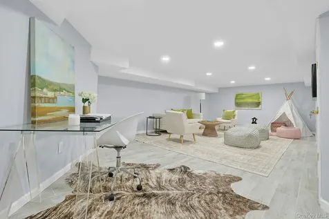 92 Walworth Avenue Scarsdale NY 10583