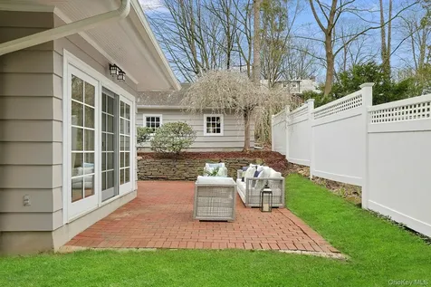 92 Walworth Avenue Scarsdale NY 10583