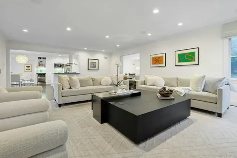 22 Leatherstocking Lane Scarsdale NY 10583