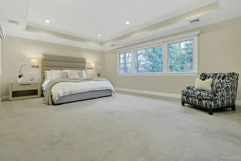 22 Leatherstocking Lane Scarsdale NY 10583