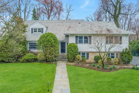 22 Leatherstocking Lane Scarsdale NY 10583