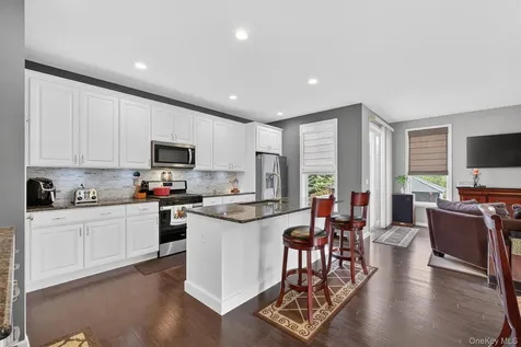 25 Hoffman Road Hopewell Junction NY 12533