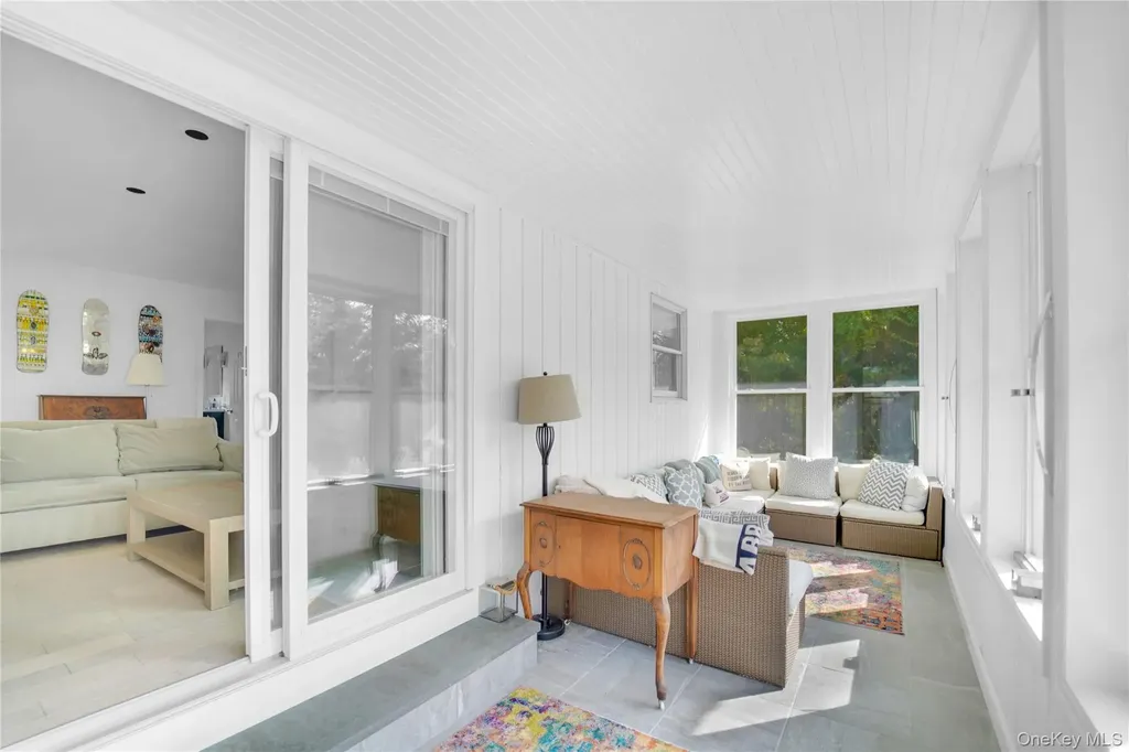 3 Jefferson Avenue Hampton Bays NY 11946