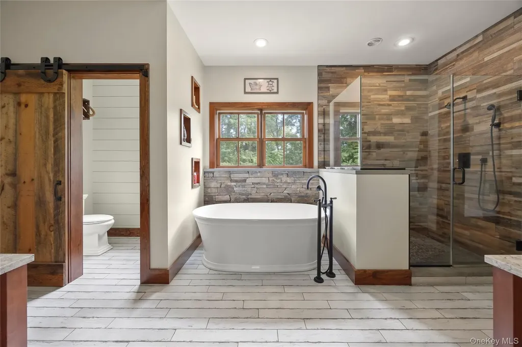 5988 Route 9h Claverack NY 12534