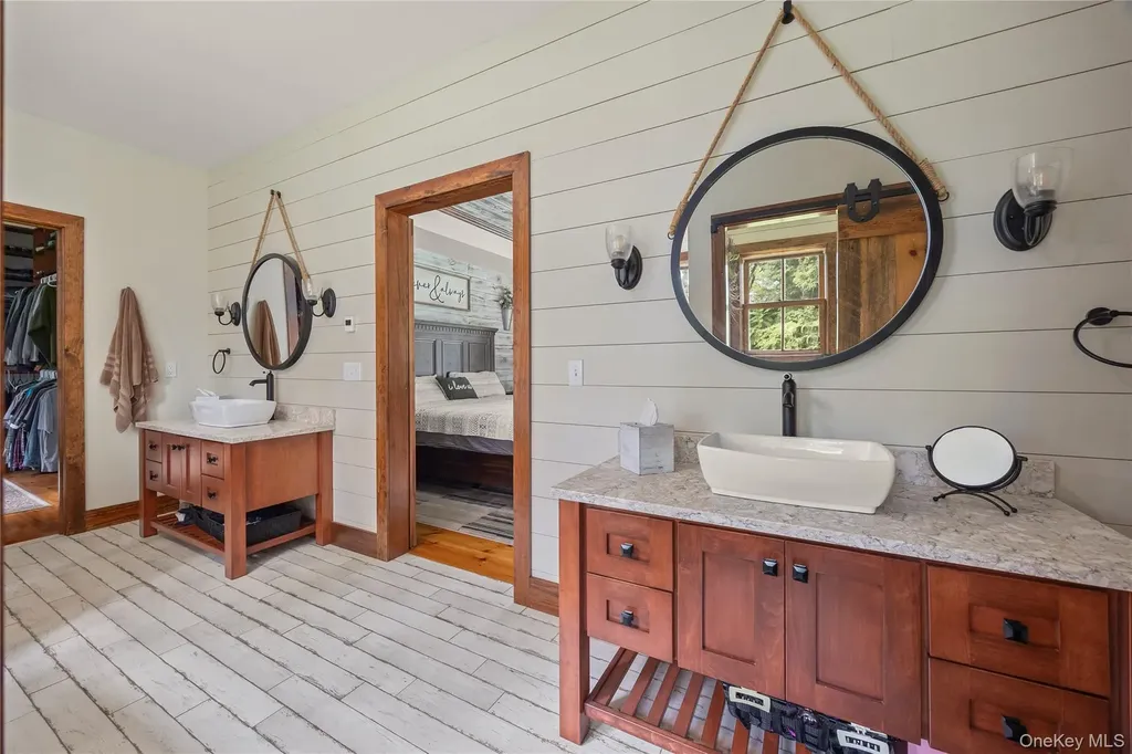 5988 Route 9h Claverack NY 12534